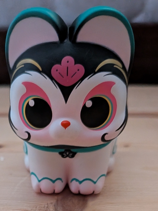 Fubobo blind box Chinese Swallows Other - Mystical Cat Figurine - Pink & Teal Decorative Figure